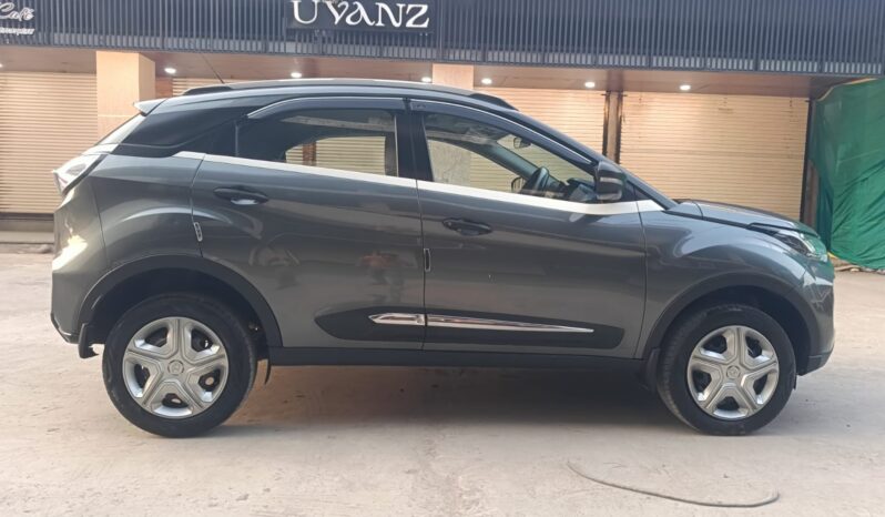 
								TATA NEXON XM full									