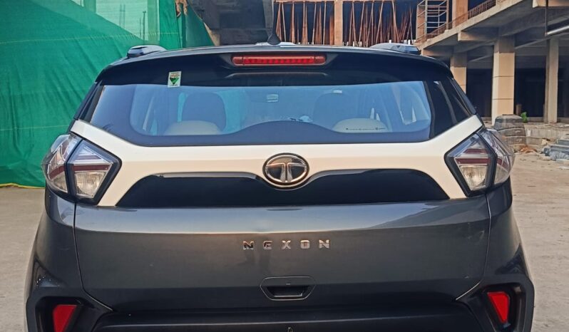 
								TATA NEXON XM full									