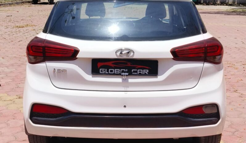 
								HYUNDAI I 20 MAGNA full									