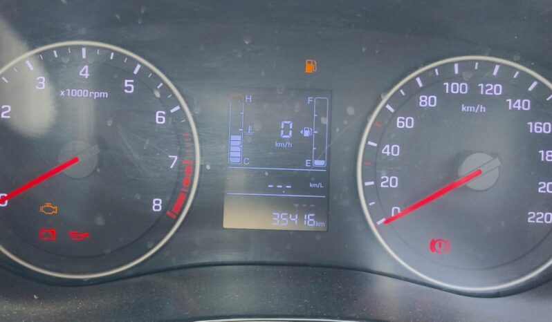 
								HYUNDAI I 20 MAGNA full									