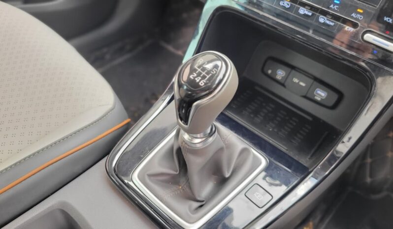 
								HYUNDAI CRETA 1.5 CRDI SX TECH full									