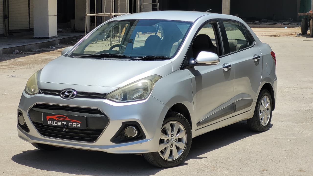 HYUNDAI XCENT SX