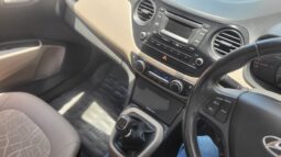 
										HYUNDAI XCENT SX full									