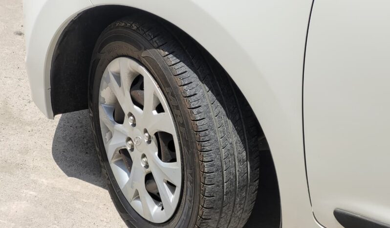 
								HYUNDAI I10 MAGNA full									