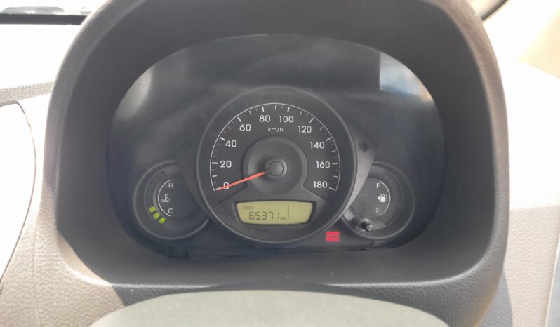 
								HYUNDAI EON ERA full									