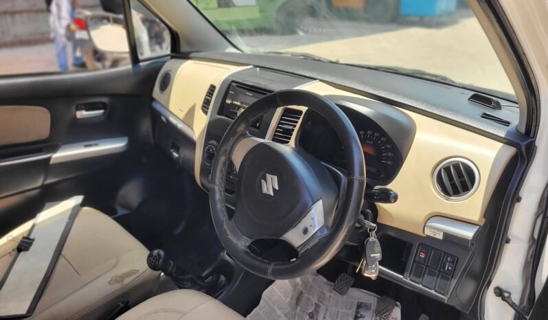 
								SUZUKI WAGONR LXI full									