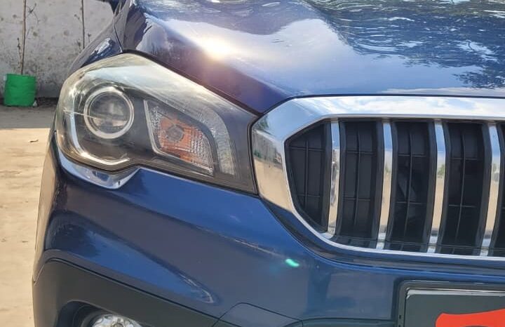 
								SUZUKI S-CROSS ALPHA full									