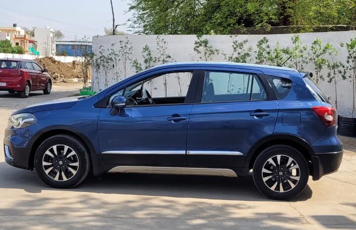 
								SUZUKI S-CROSS ALPHA full									