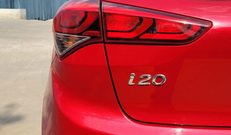 
								HYUNDAI I20 MAGNA full									