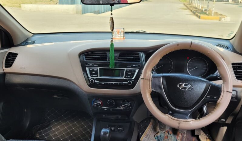 
								HYUNDAI I20 MAGNA full									