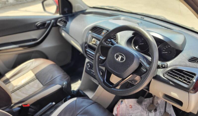 
								TATA TIAGO XM 1.2 full									