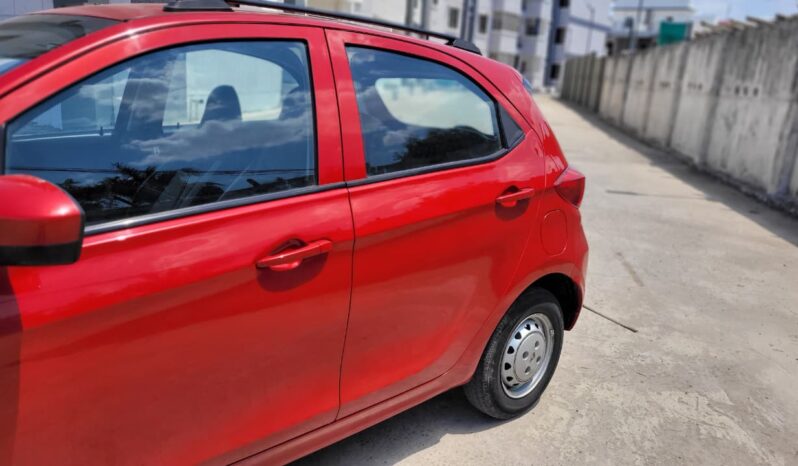 
								TATA TIAGO XM 1.2 full									