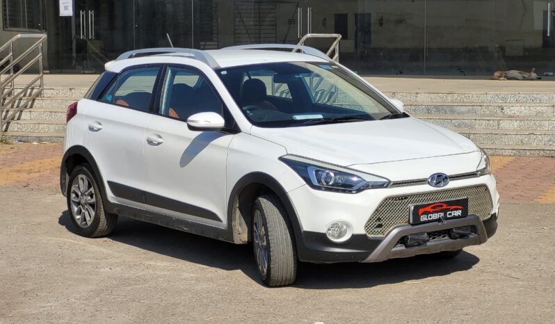 
								HYUNDAI I20 ACTIVE S full									