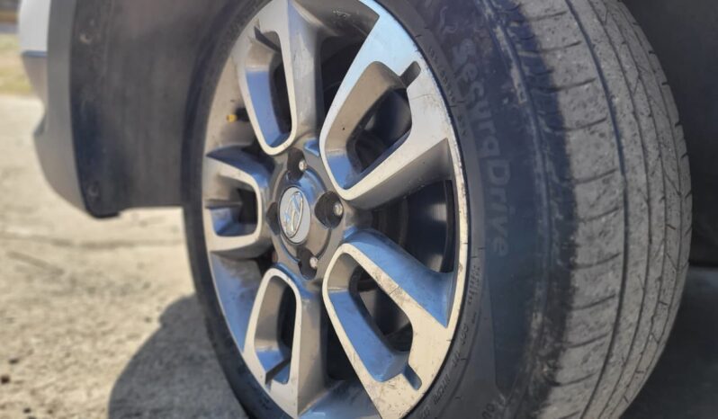 
								HYUNDAI I20 ACTIVE S full									