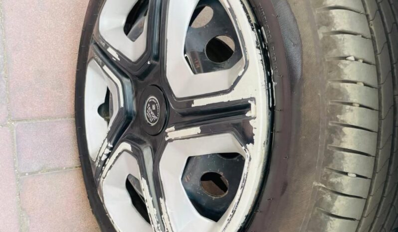 
								TATA ALTROZ XM full									