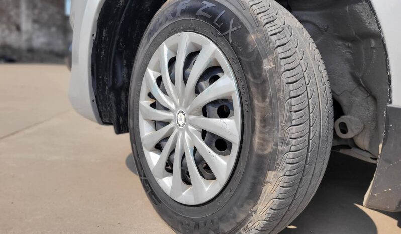 
								SUZUKI SWIFT DZIRE VXI full									