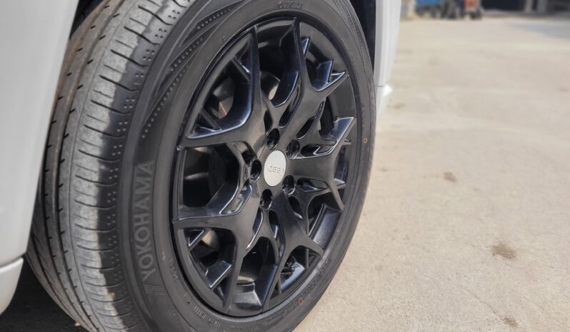 
								JEEP MEREDIAN LIMITED OAT 4*4 full									