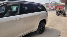 
										JEEP MEREDIAN LIMITED OAT 4*4 full									