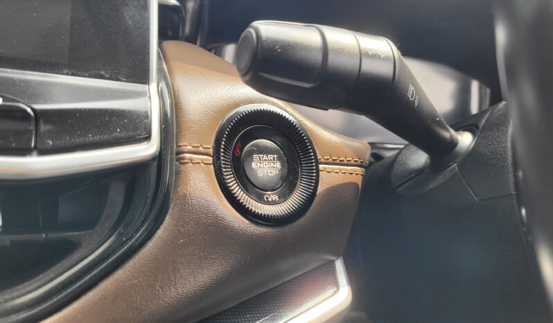 
								JEEP MEREDIAN LIMITED OAT 4*4 full									