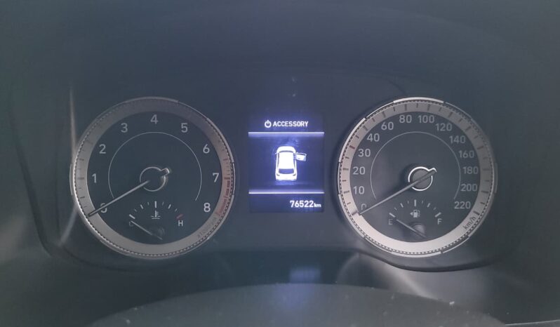 
								HYUNDAI VENUE SX (O) AUTOMATIC full									