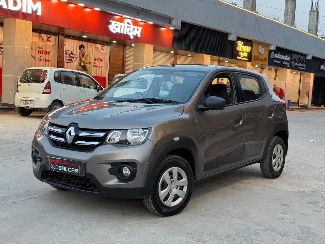 RENAULT KWID RXT