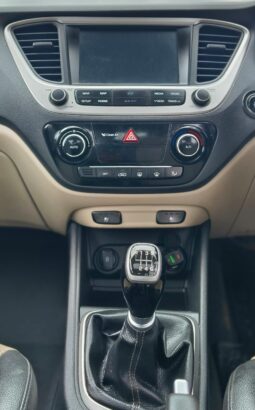 
										HYUNDAI VERNA SX (O) full									