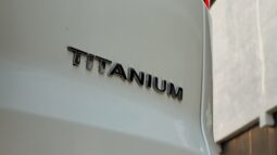 
										FORD ECOSPORT TITANIUM full									