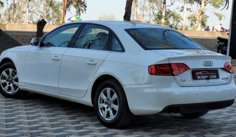 
								AUDI AG A4 2.0 TDI full									