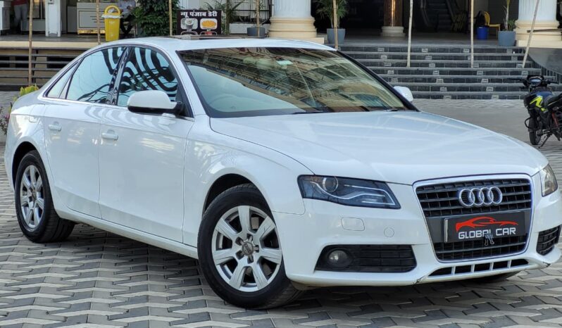 
								AUDI AG A4 2.0 TDI full									