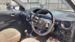 
										TOYOTA ETIOS CROSS VD full									