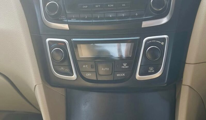 
								SUZUKI CIAZ SMART HYBRID DELTA BSIV full									