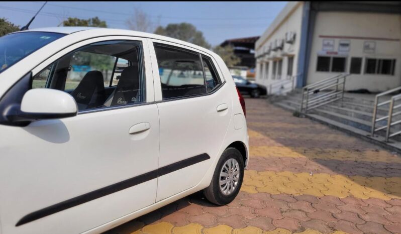 
								HYUNDAI GRAND I10 SPORTS 1.2 full									