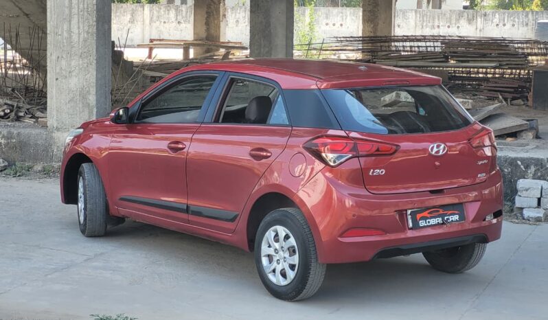 
								HYUNDAI I20 SPORTZ full									
