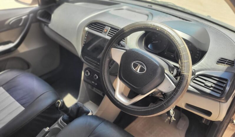 
								TATA TIAGO XM full									