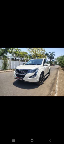 
										MAHINDRA XUV 500 W11 AT full									