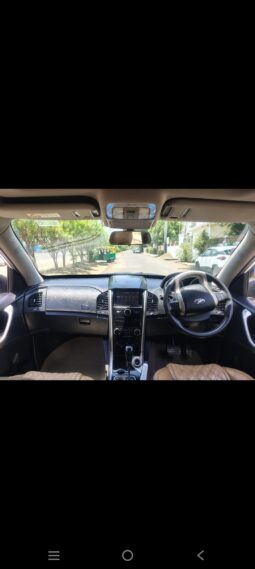 
										MAHINDRA XUV 500 W11 AT full									